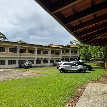 Apartamento Ubatuba ao lado das praias de Enseada e Santa Rita-2